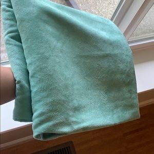 3 24x24 pillow covers